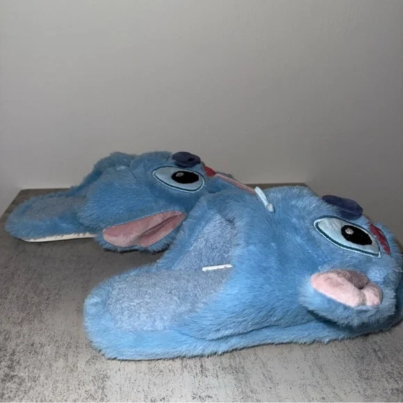 Stitch Slippers - Size 37-38 - Picture 2 of 6